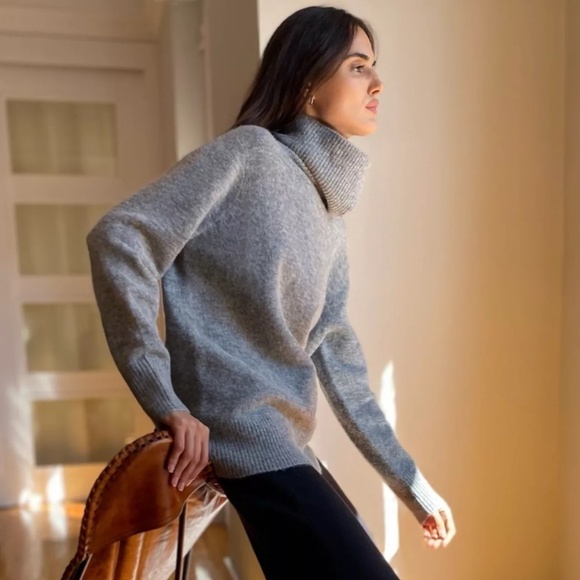 ARITZIA Babaton Grey Alpaca Wool Oversized Turtle Neck Sweater SZ XS - Picture 3 of 15